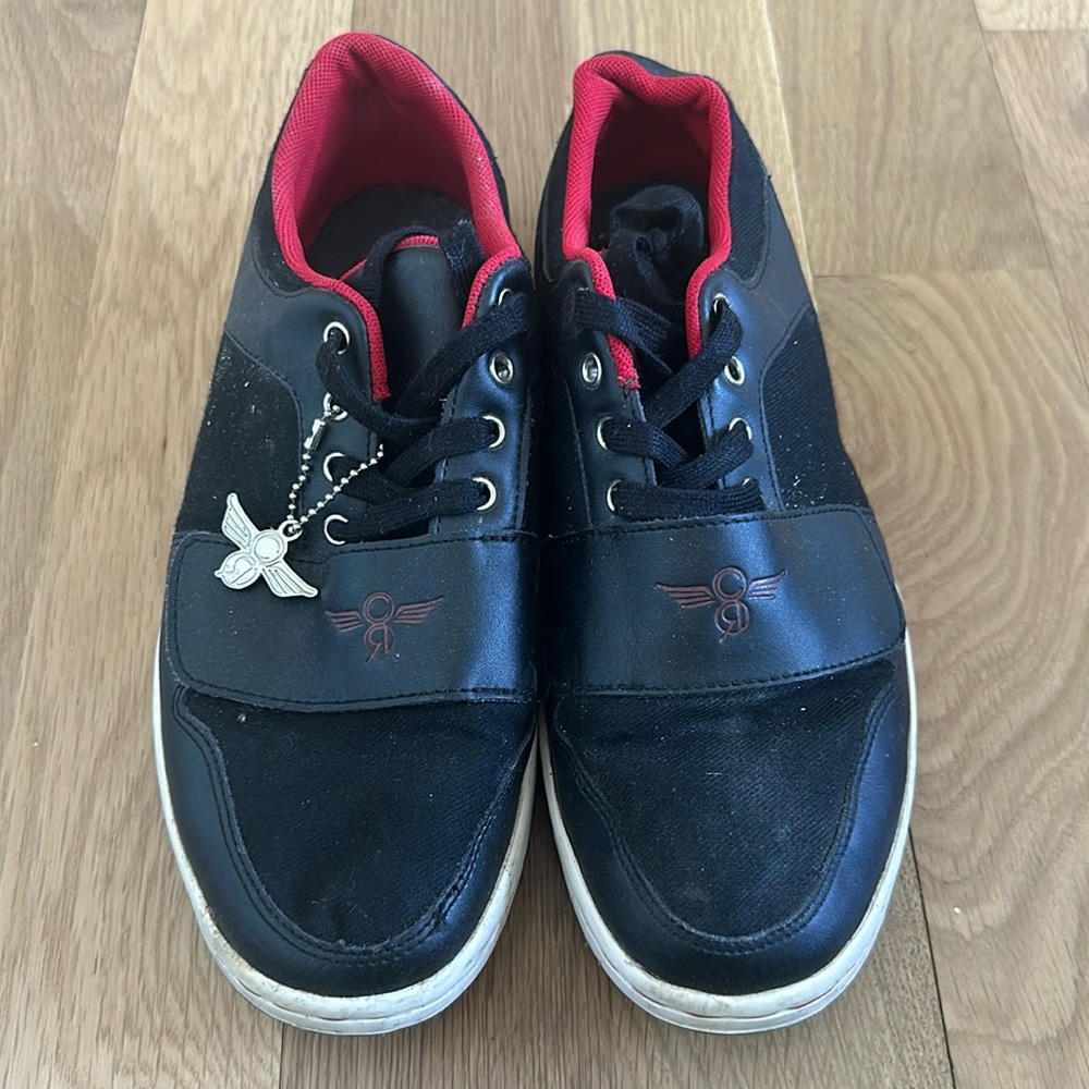 Creative Recreation black leather low top